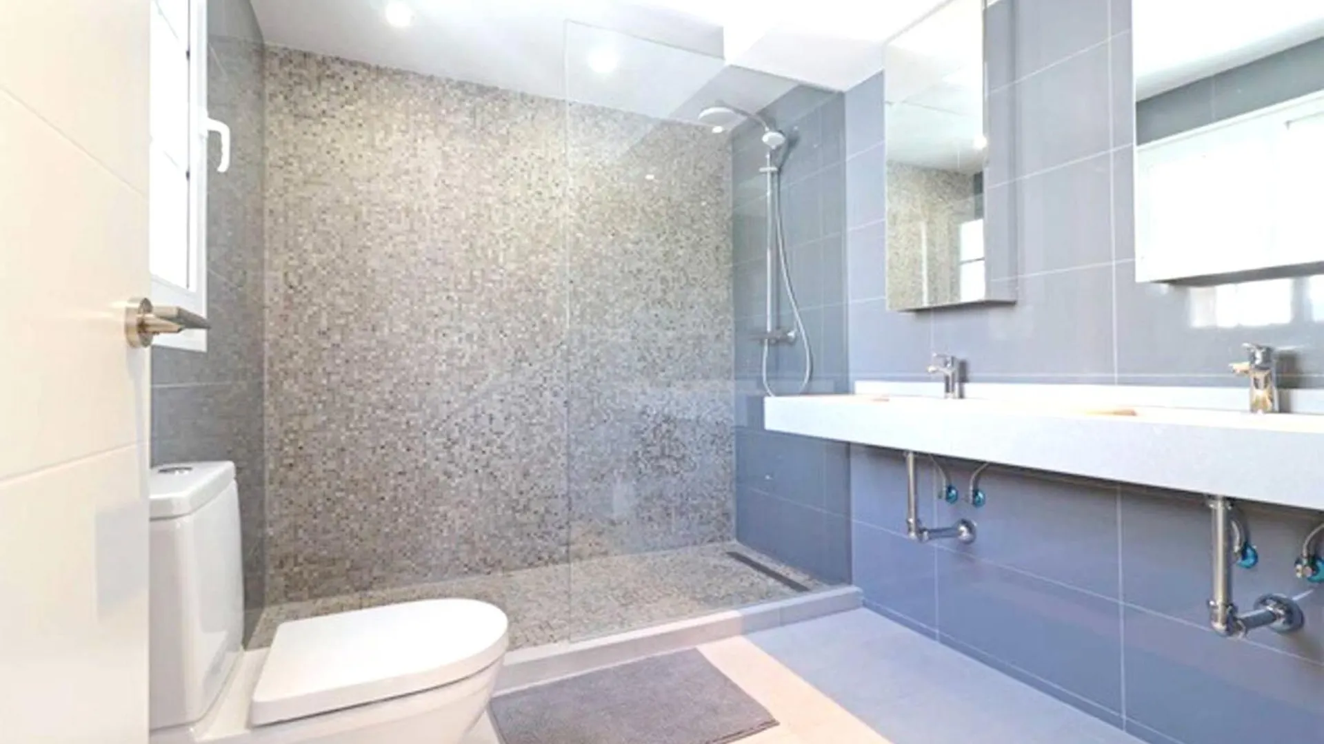 Villa Welcoming Chalet In Marbella With Pool And Air Conditioning